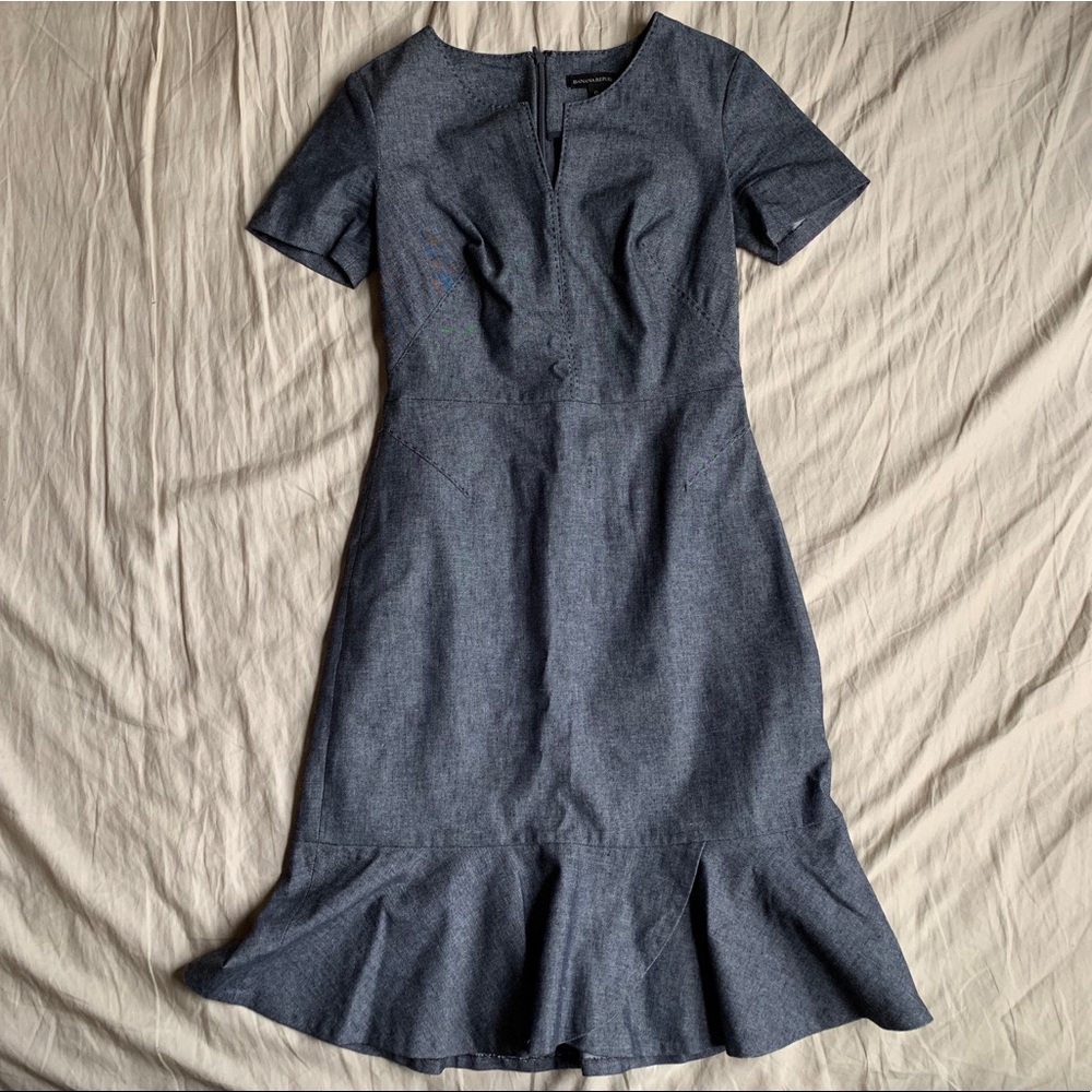 Banana Republic stretch material dress